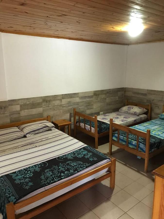 Hostel Nashe Puerto Iguazú Esterno foto